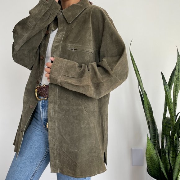 Vintage 100% suede leather shirt jacket / shacket in olive green - Picture 10 of 13